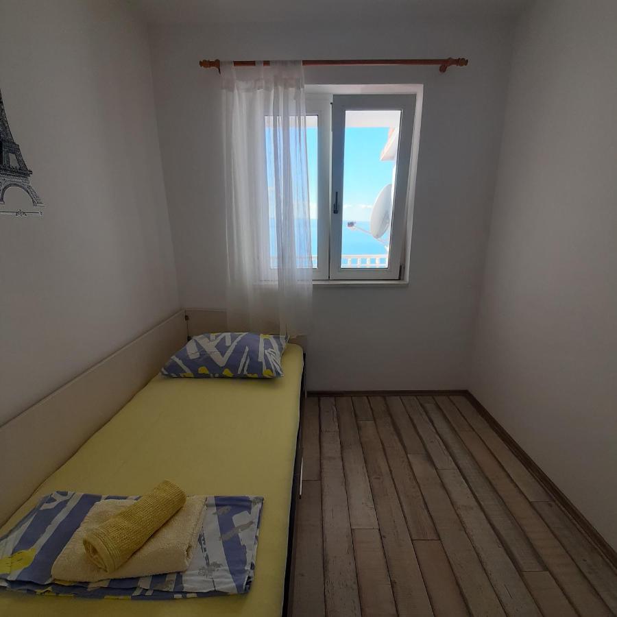 Apartments Milina Omiš Esterno foto