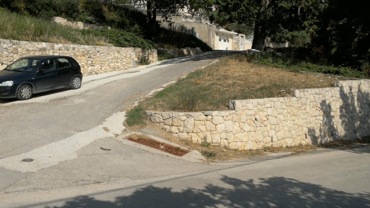 Apartments Milina Omiš Esterno foto