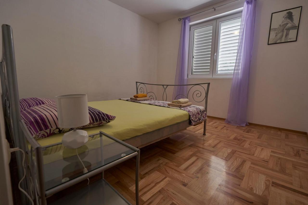 Apartments Milina Omiš Esterno foto
