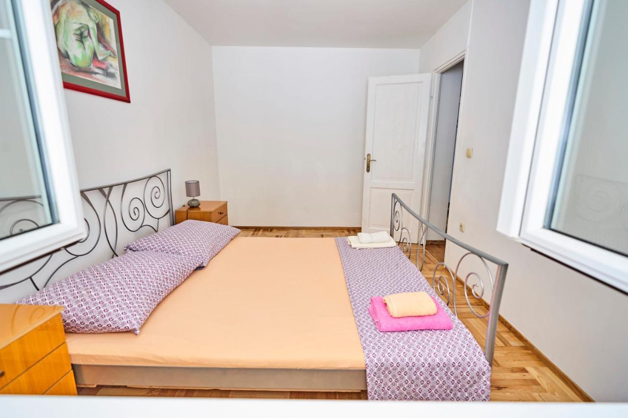 Apartments Milina Omiš Esterno foto