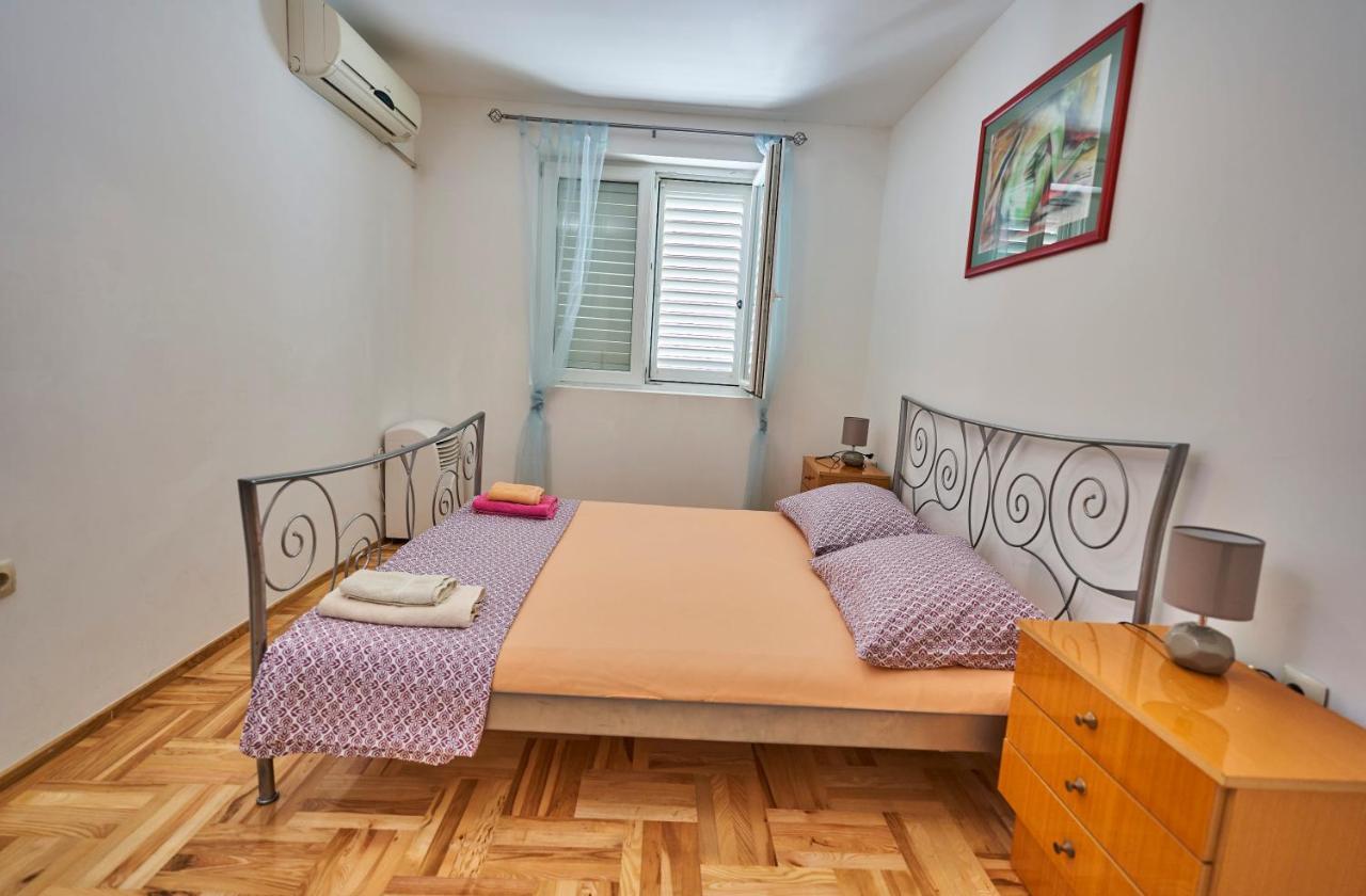 Apartments Milina Omiš Esterno foto