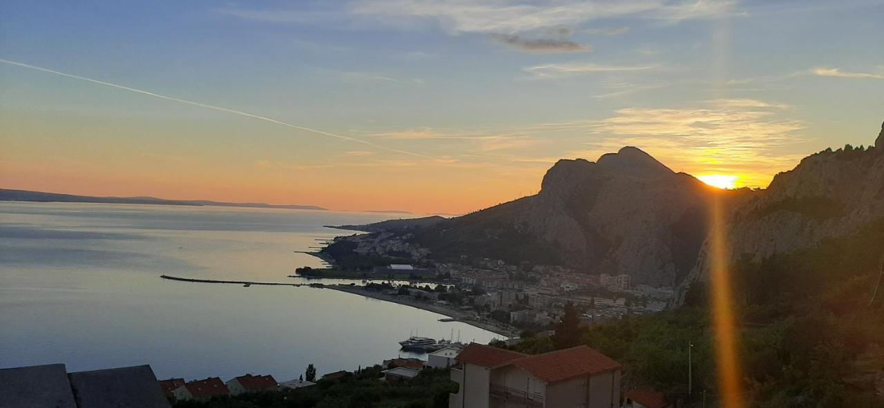 Apartments Milina Omiš Esterno foto